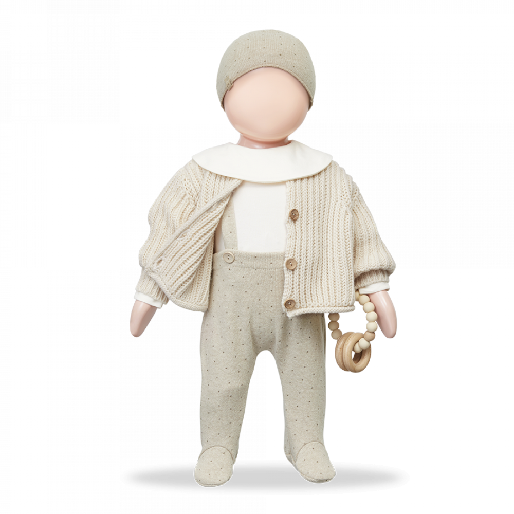 Completo neonato con berretto, body, salopette e cardigan della collezione autunno inverno 22/23 One more in the Family