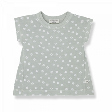 Una graziosa t-shirt bambina firmata 1+ in the Family, tonalità verde. Maniche corte, scollo rotondo, taglio svasato.