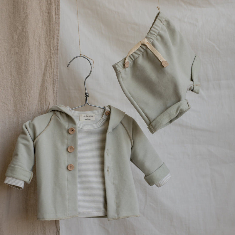 Cardigan giacchina verde per neonato della collezione SS23 1+ in the Family