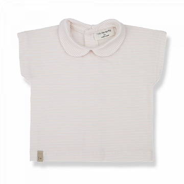 T-shirt neonata con colletto a righine rosa, in morbido e leggero Jersey di cotone. Collezione SS23 1+ in the Family.