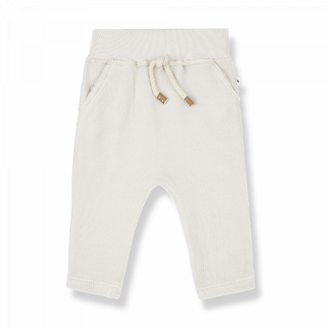 pantalone bambino in tonalità avorio, firmato 1+ in the family. Elastico in vita, laccetto frontale, tasche laterali.