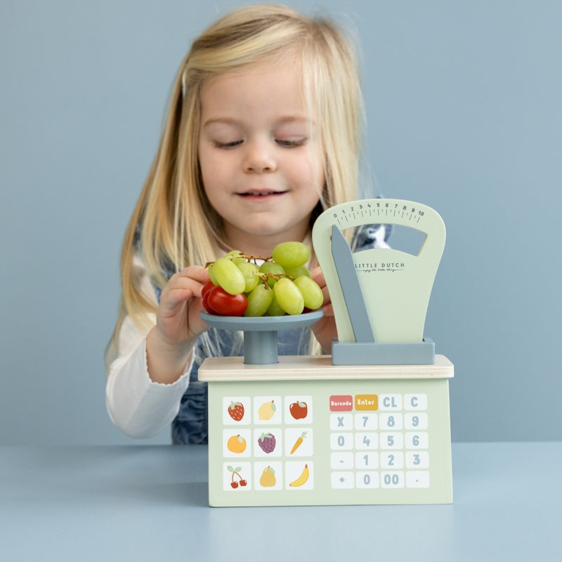 Cari bambini, immaginate di avere un vostro negozio di frutta e verdura. E tra le cose che non possono mancare c'è questa bilancia, firmata Little Dutch, con il quale poter pesare i prodotti e calcolare il giusto prezzo! 