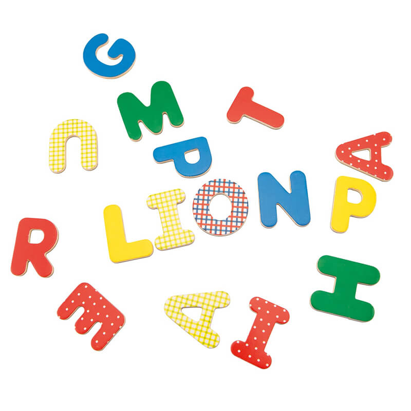 lettere magnetiche colorate per imparare l'alfabeto